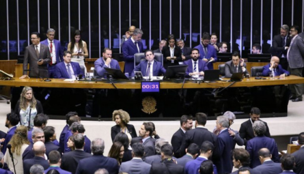 Câmara aprova projeto que amplia isenção do Imposto de Renda para até R$ 5 mil