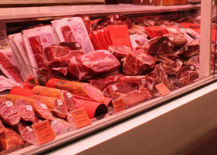  Consumo de carne imprópria causa riscos à saúde