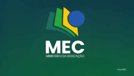 Governo orienta estudantes sobre notas do Enem e acesso a programas do MEC