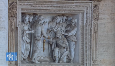 Primeiro dia de conclave Cardeais se reúnem na Capela Sistina para a escolha do novo Papa