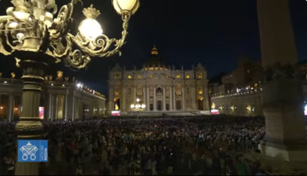 Primeiro dia de conclave Cardeais se reúnem na Capela Sistina para a escolha do novo Papa