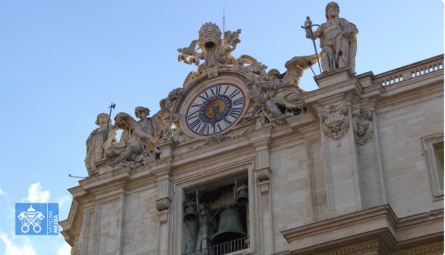 Primeiro dia de conclave Cardeais se reúnem na Capela Sistina para a escolha do novo Papa